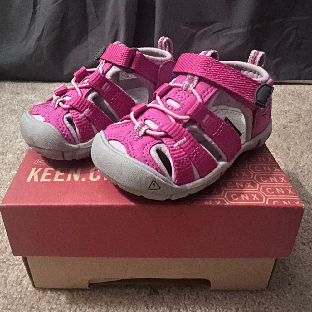 Keen toddler size 5 Seacamp II CNX